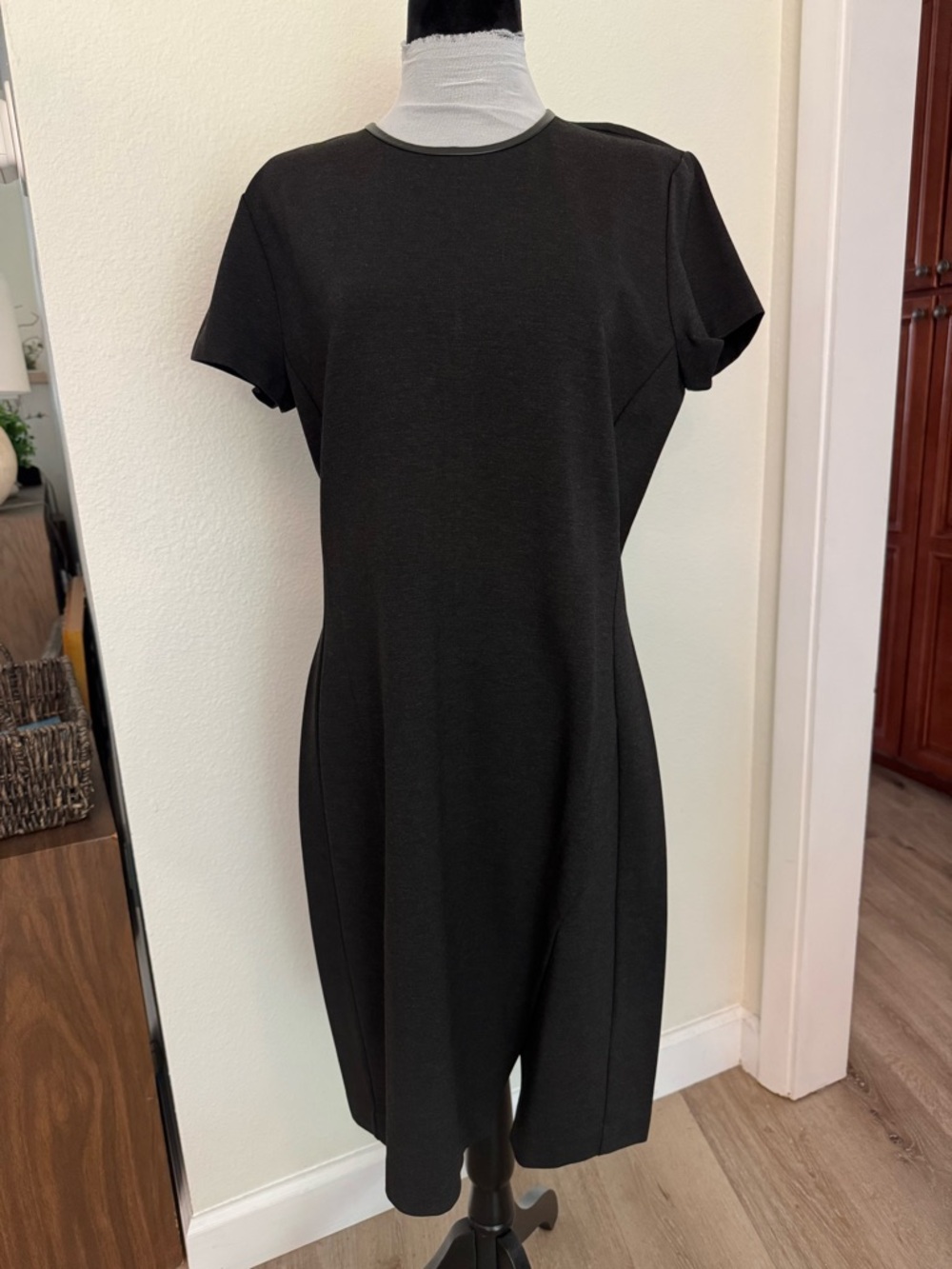 Polo Ralph Lauren Classic Sheath Women's Dress with Lamb Leather at Collar NWT